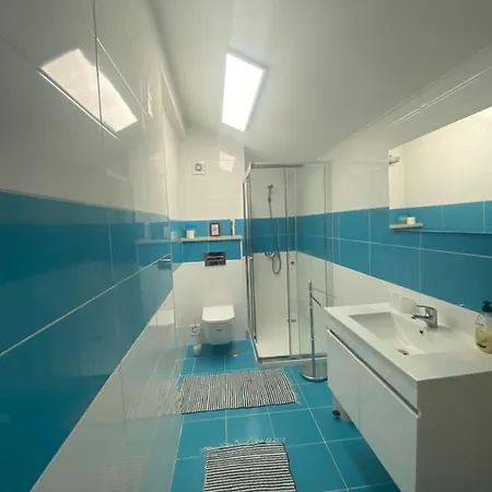 6 Personnes Apartment